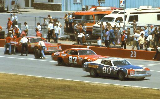 #90 Richard Brooks #92 Skip Manning #14 Coo Coo Marlin 1976 Cam 2 Motor ...