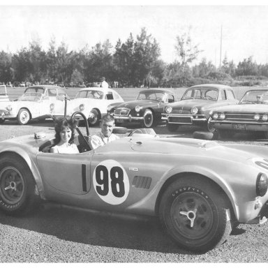 1963 Hawaiian GP - Dave MacDonald in Shelby Cobra