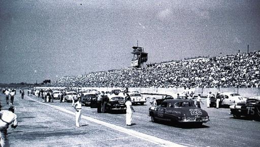 Fireball 52-Darlington - Gallery - Ron Wetzler | racersreunion.com