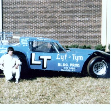 Mike Scott With new Car Sponsored By Lyf Tym Building Products