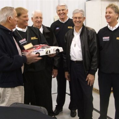 Emailing: David Pearson getting car from Woodbrothers at Media Day