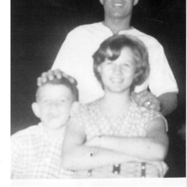 Scott Children Mike And Debbie With Hero  Lil Bud Moore  1960S' 001