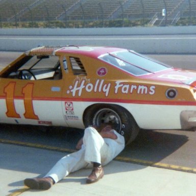 Cale Yarborough #11