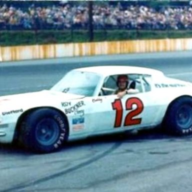 _12_Bobby_Allison_%40_Heidelberg_%28PA%29_Raceway_1973