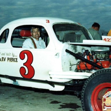Ev Pierce