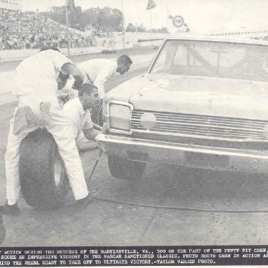 PETTY PITSTOP 67 AT MARTINSVILLE