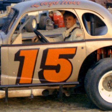 Lloyd Holt