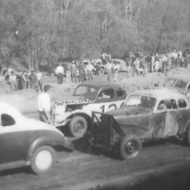 Early lineup shows Claremonts Maurice Condon in the #12 up front with ray Sanborn of Salisbury bringing up the rear