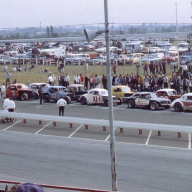 Don't know whats going on here, maybe a non qualifier race