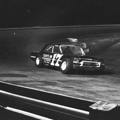 # 17 Jim Siders