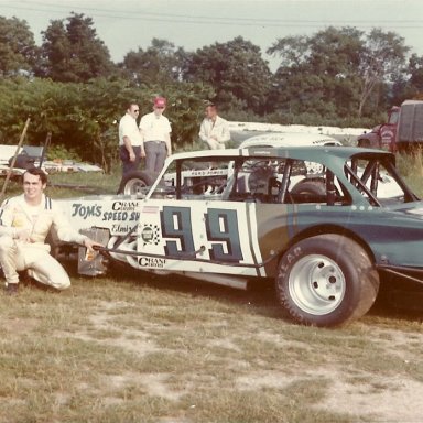 Fred Smith photo I believe with Graeme Bolia's #15 behind Geoff's car