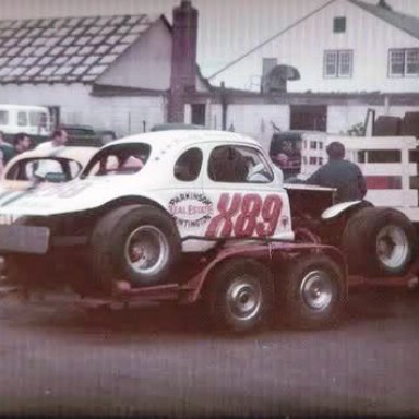 Fred Harbach .,