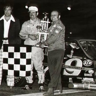 Islip with promoter Dick Corbeil and Ralph from Ralph's Racing