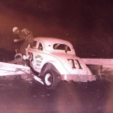 Ken Jones at Fonda in Dick Bennett's 71....