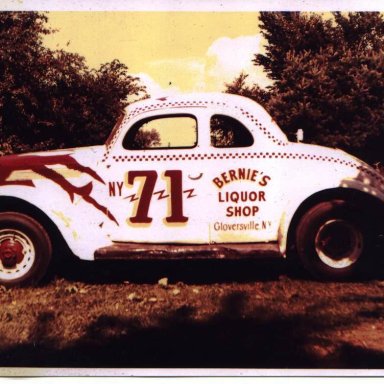 Ken Jones at Fonda in Dick Bennett's 71.