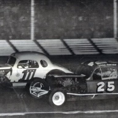 Islip battling Gene Siuzdak in the #25