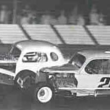 battling Bill Park in the #20 again at Islip