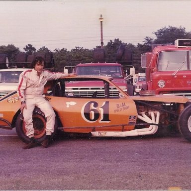 Len Calinoff photo on pit road at Islip