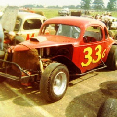 The Blue Burton owned Al Grinnan driven #33 coupe