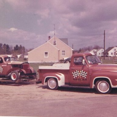 Rick Parry photo of Charlands car and truck.