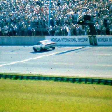 #21 David Pearson wins 1973 Motor State 400 @ Michigan