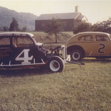 H.E. Vineyard and Curtis Crowes modifieds