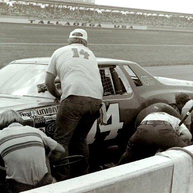Talladega pits 3