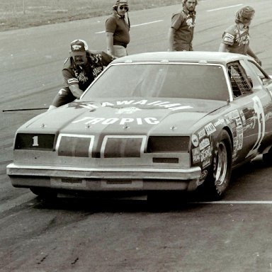 Talladega pits 5