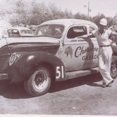 Jerry Wimbish driving for Cherokee Garage
