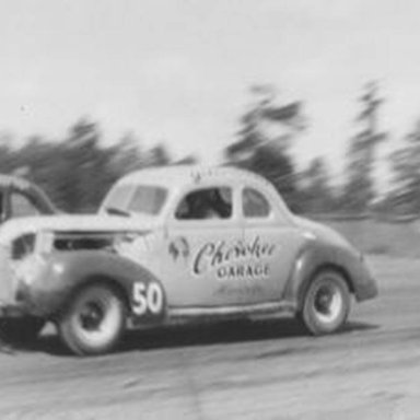 Gober Sosebee and Red Byron at Unknown Track.