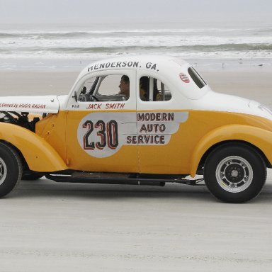Living Legends of Auto Racing Beach Parade