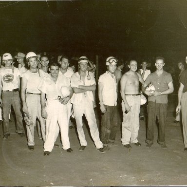 Eary Drivers At Hickory Speedway