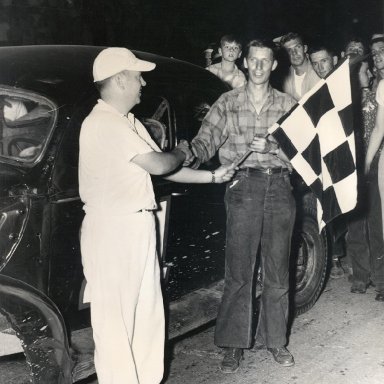 Mr.Glen Wood { Wood Brothers} Go WoodChopper.