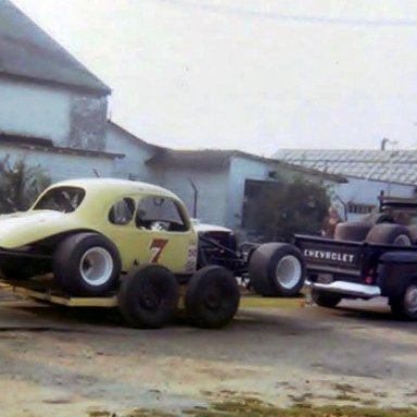 TomBaldwin coupe on trailer