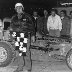 DickCarter  in Snelenbergbers car with flag