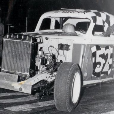 Tony Mordino in the #52  a