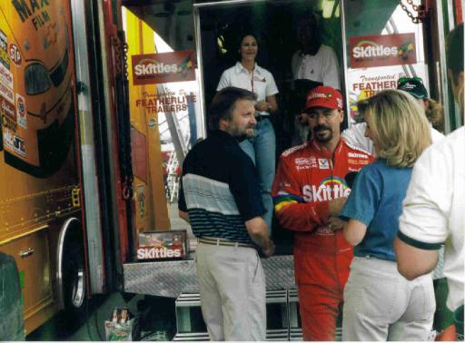 Ernie Holds Court - Gallery - Dave Fulton | racersreunion.com