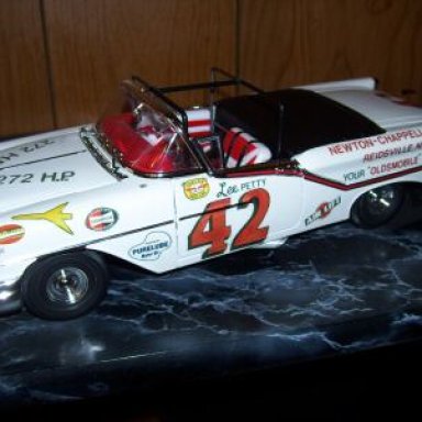 Lee Petty.