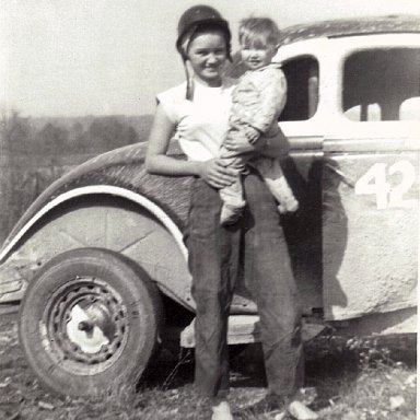 Mildred and Chuck Renshaw 1952