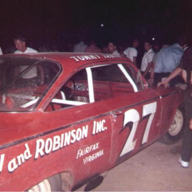 Burton & Robinson 1962 Chevy #27 driven by Tommy Irwin