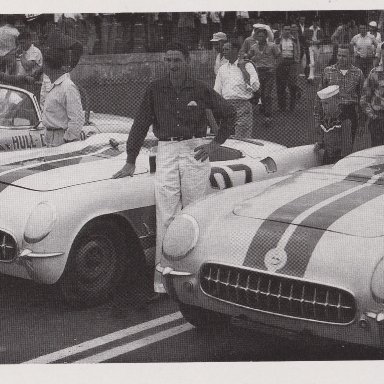 1950'S T- BIRD AND CORVETTES RACING AT MARTINSVILLE SPEEDWAY 500 - 00