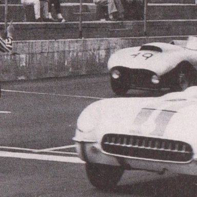 1950'S CORVETTES AND T-BIRDS RACING AT MARTINSVILLE SPEEDWAY 500 - 03