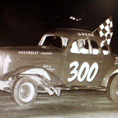 Earl Moss Coupe 300 ?