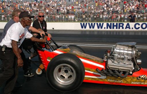 Bruce Wheeler Photo (C) 2004 - Gallery - Bruce Wheeler | racersreunion.com