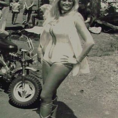 Linda Vaughn