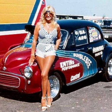 Linda Vaughn