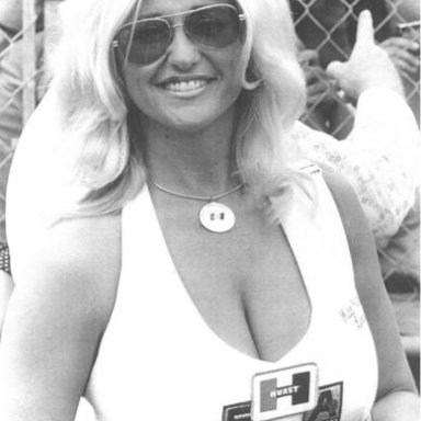 Linda Vaughn