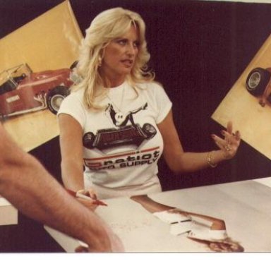 Linda Vaughn