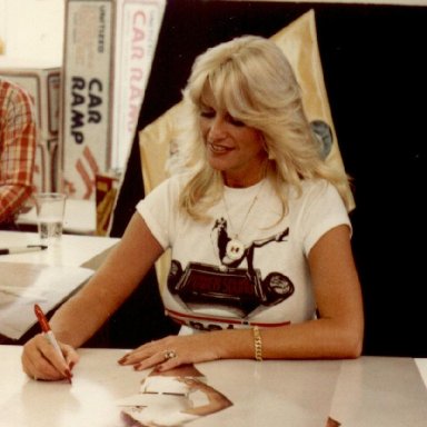 Linda Vaughn