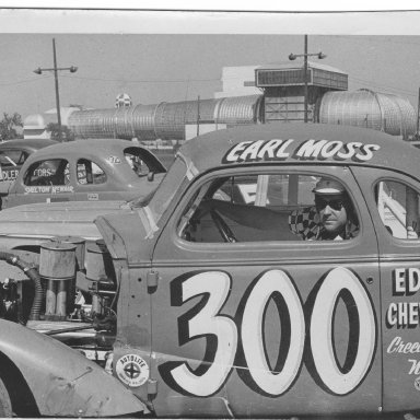 EARL MOSS 300